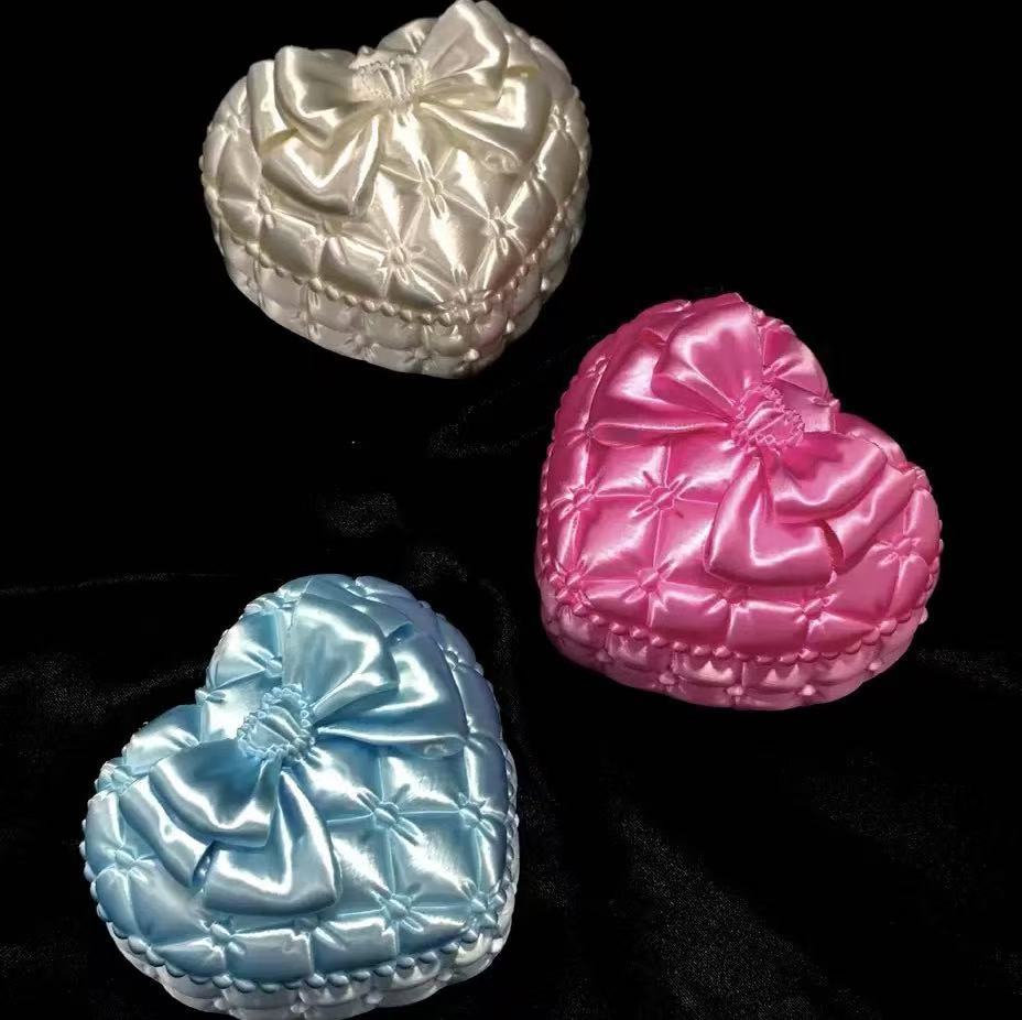 Silk Heart-Shaped Jewelry Box  - Men'S Accessories Drawer Organizer ulasan dan harga